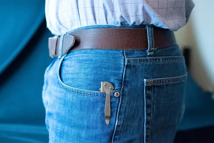 Kershaw Leek in Front-left Pocket